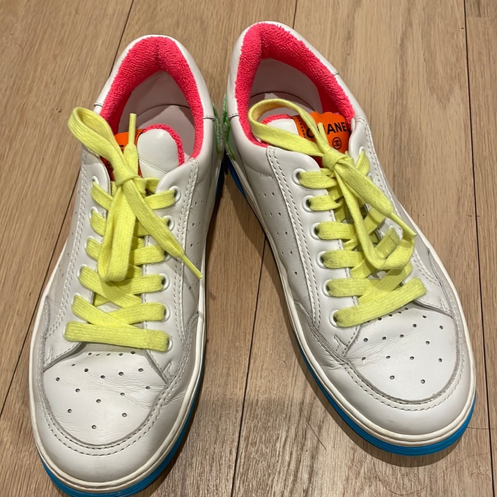 Authentic Chanel Neon Logo Sneakers size 38